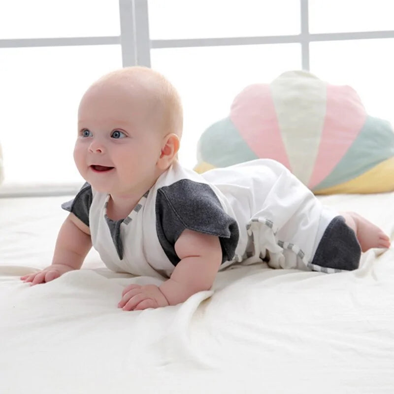 Baby Wearable Blanket Swaddle Ages 0 - 3 Mnths